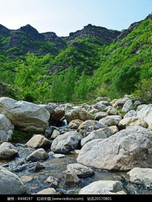 青铜峡：老旧小区改造有“面子”更有“里子”